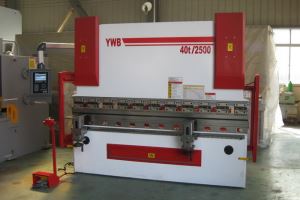 באוטובוס 40T CNC הידראולי העיתונות בלמים