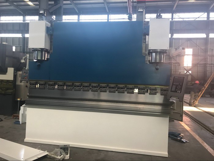 AHYW Yawei 300T cnc pressbrakes 10ft  China bending machine